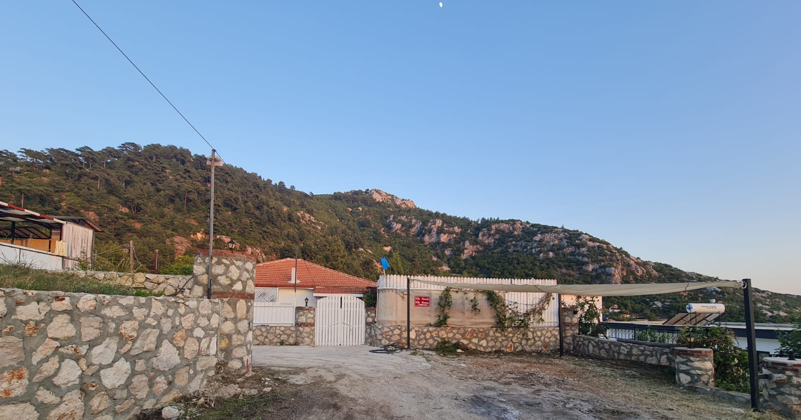 /images/Villa/1/4dc4218a-b4b0-4932-8363-e3ada8ca802f.jpg